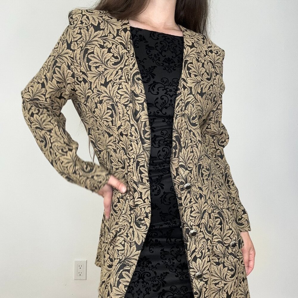 Emblem Vintage Blazer Jacket Jacquard Brocade Material Braunstyle Black and Gold